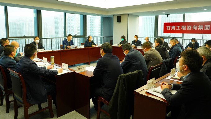 馬明在復(fù)工復(fù)產(chǎn)穩(wěn)增長調(diào)度會上強(qiáng)調(diào)：以等不起慢不得的緊迫感做實做細(xì)復(fù)工復(fù)產(chǎn)，以謀得實干得好的責(zé)任感統(tǒng)籌部署年底沖刺和明年重點工作